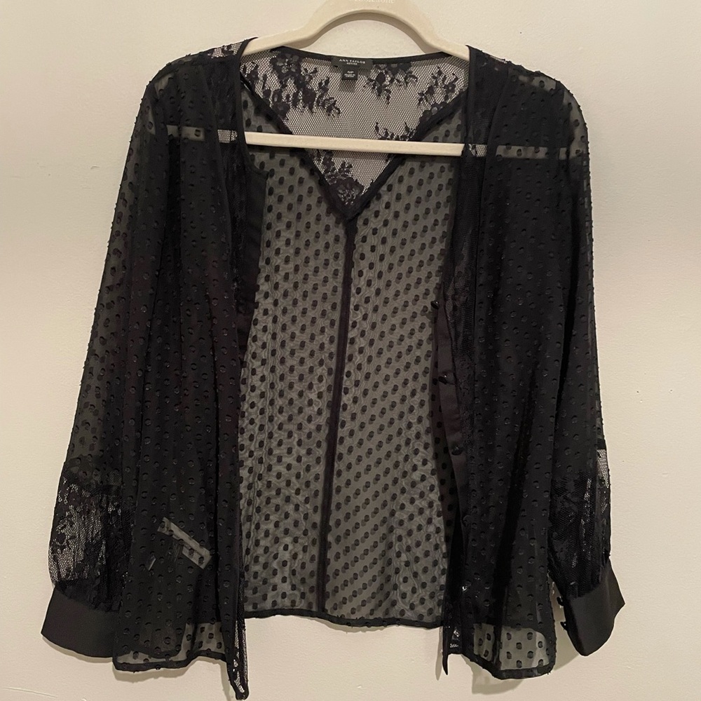 NWOT Ann Taylor Black Sheer Lace Cardigan Size Small Petite